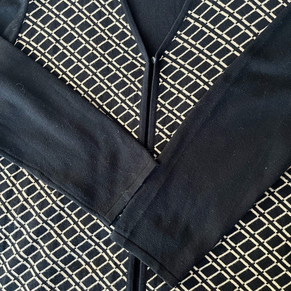 Requirements Black and Tan Cardigan‎ Sweater - Picture 8 of 11